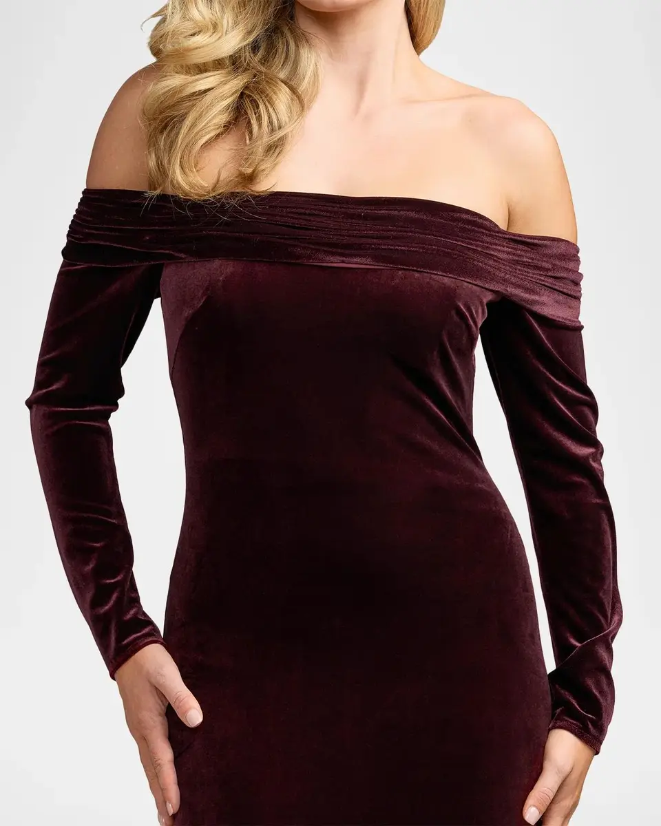 Mac Duggal Velvet Off-The-Shoulder Mermaid Gown | Thumbnail 4 Mac Duggal Velvet Off-The-Shoulder Mermaid Gown | Thumbnail 4