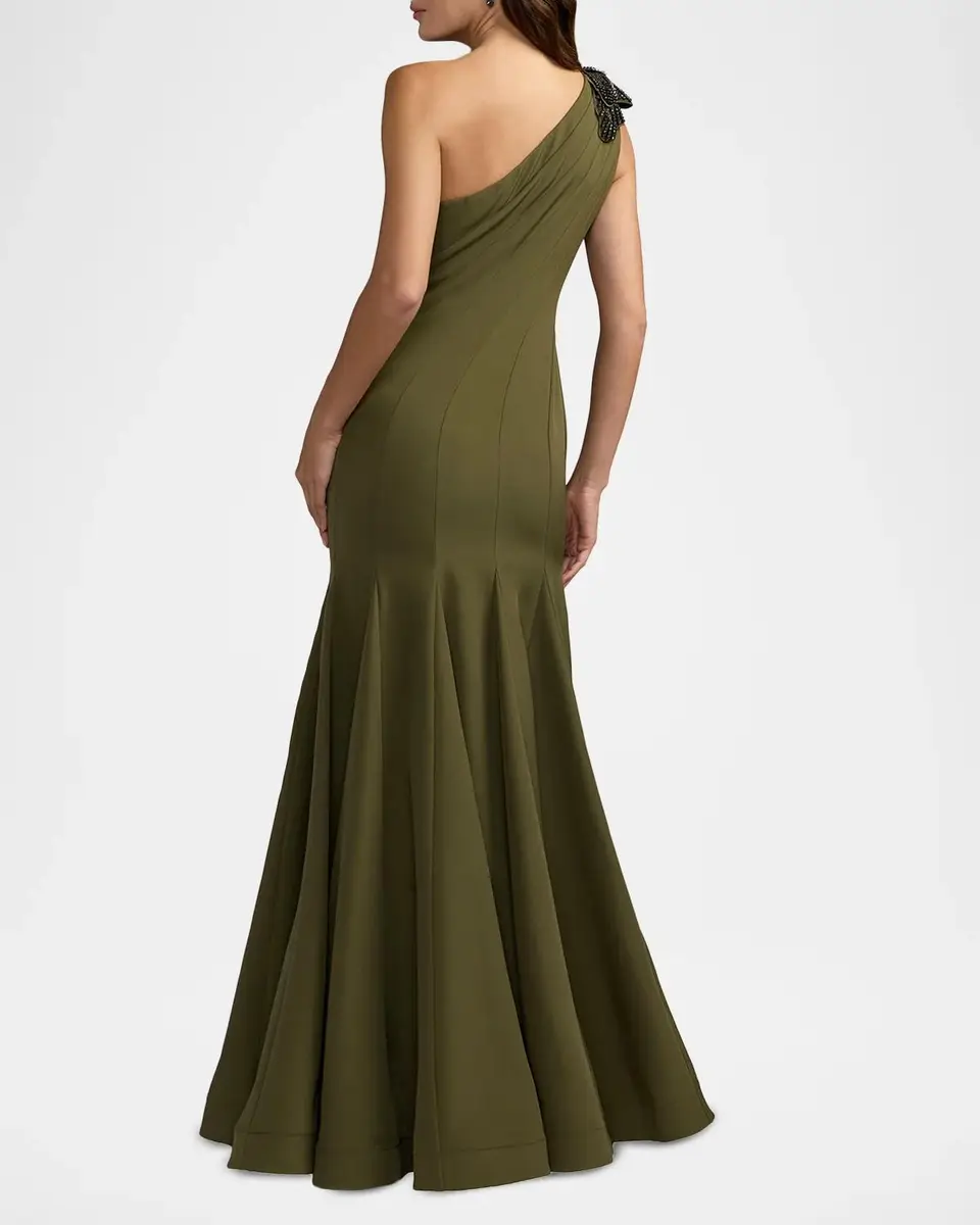 Mac Duggal Seamed Crepe One-Shoulder Gown | Thumbnail 3 Mac Duggal Seamed Crepe One-Shoulder Gown | Thumbnail 3