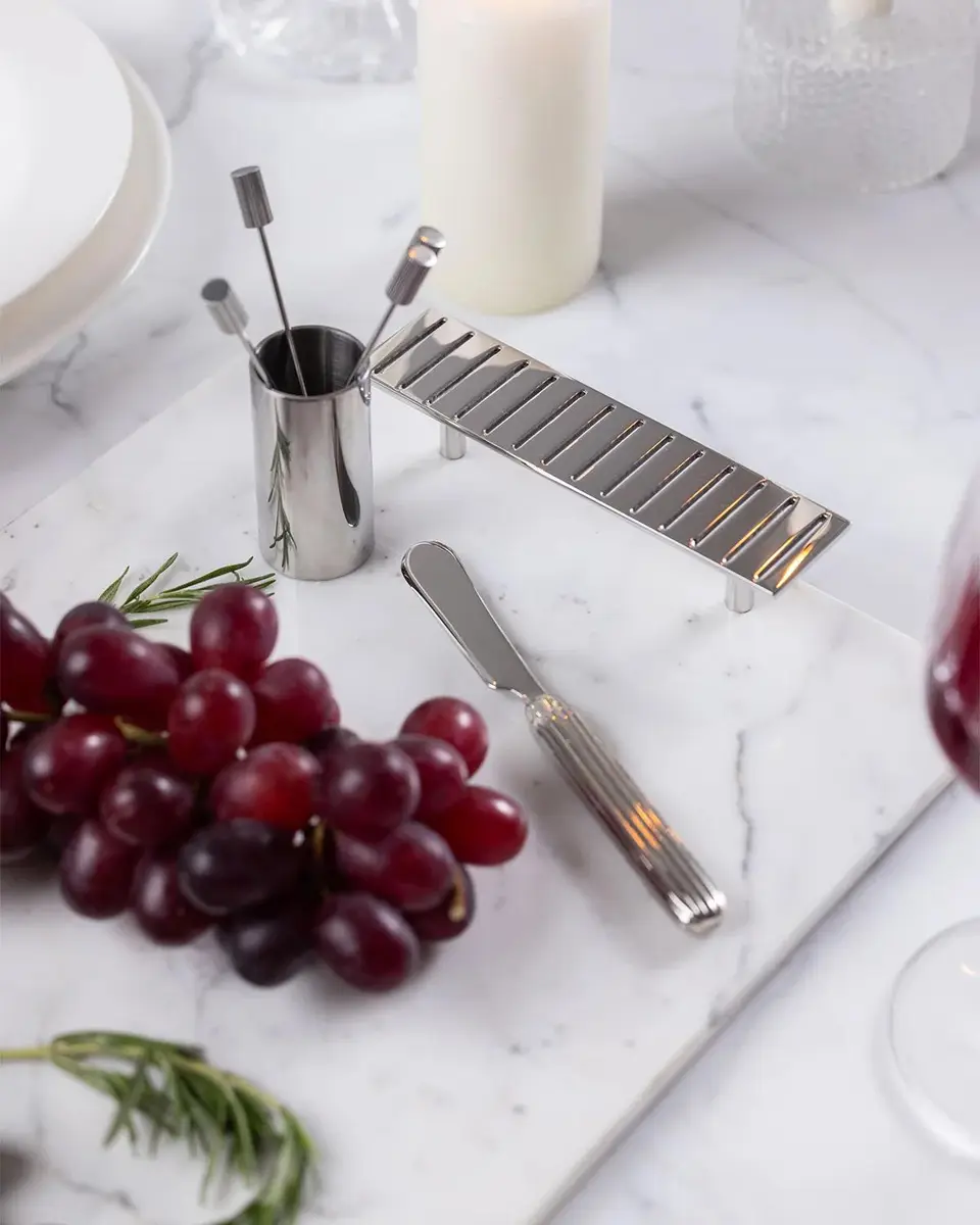 Anna New York Striations Cheeseboard & Knife Set | Thumbnail 2 Anna New York Striations Cheeseboard & Knife Set | Thumbnail 2