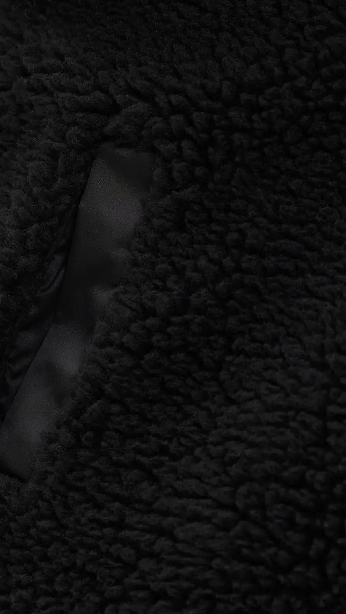 The Lulo Project Amparo Faux Fur Vest | Thumbnail 6 The Lulo Project Amparo Faux Fur Vest | Thumbnail 6