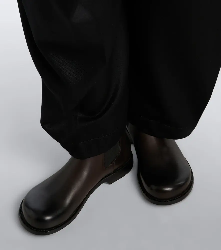 JW Anderson Leather Chelsea boots | Thumbnail 6 JW Anderson Leather Chelsea boots | Thumbnail 6