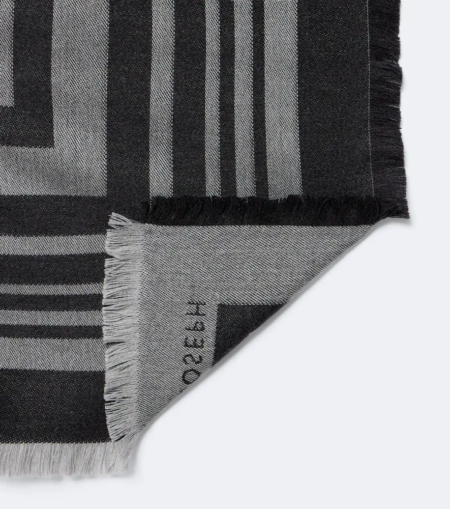 Joseph Neoma fringed jacquard virgin wool scarf | Thumbnail 3 Joseph Neoma fringed jacquard virgin wool scarf | Thumbnail 3