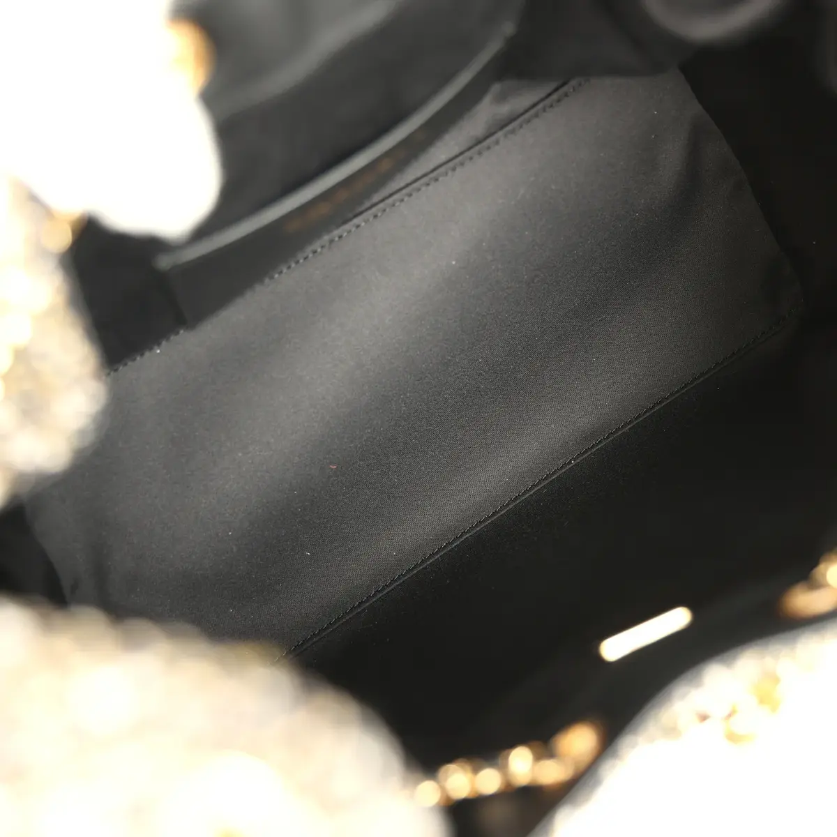 Chanel Chanel Small 25 Hobo Bag Black, White, Gold Tweed Bouclé Gold Hardware | Thumbnail 8 Chanel Chanel Small 25 Hobo Bag Black, White, Gold Tweed Bouclé Gold Hardware | Thumbnail 8