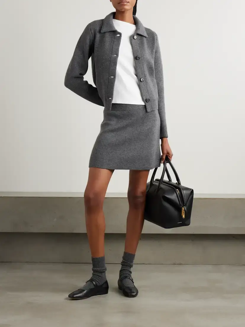 Lisa Yang Clare Cashmere Mini Skirt | Thumbnail 2