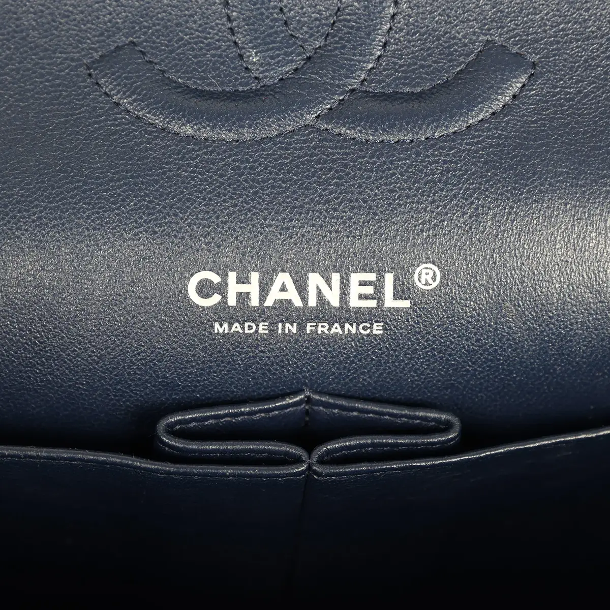 Chanel Pre-owned Chanel Medium Classic Double Flap Bag Navy Blue Patent Ruthenium Hardware | Thumbnail 9