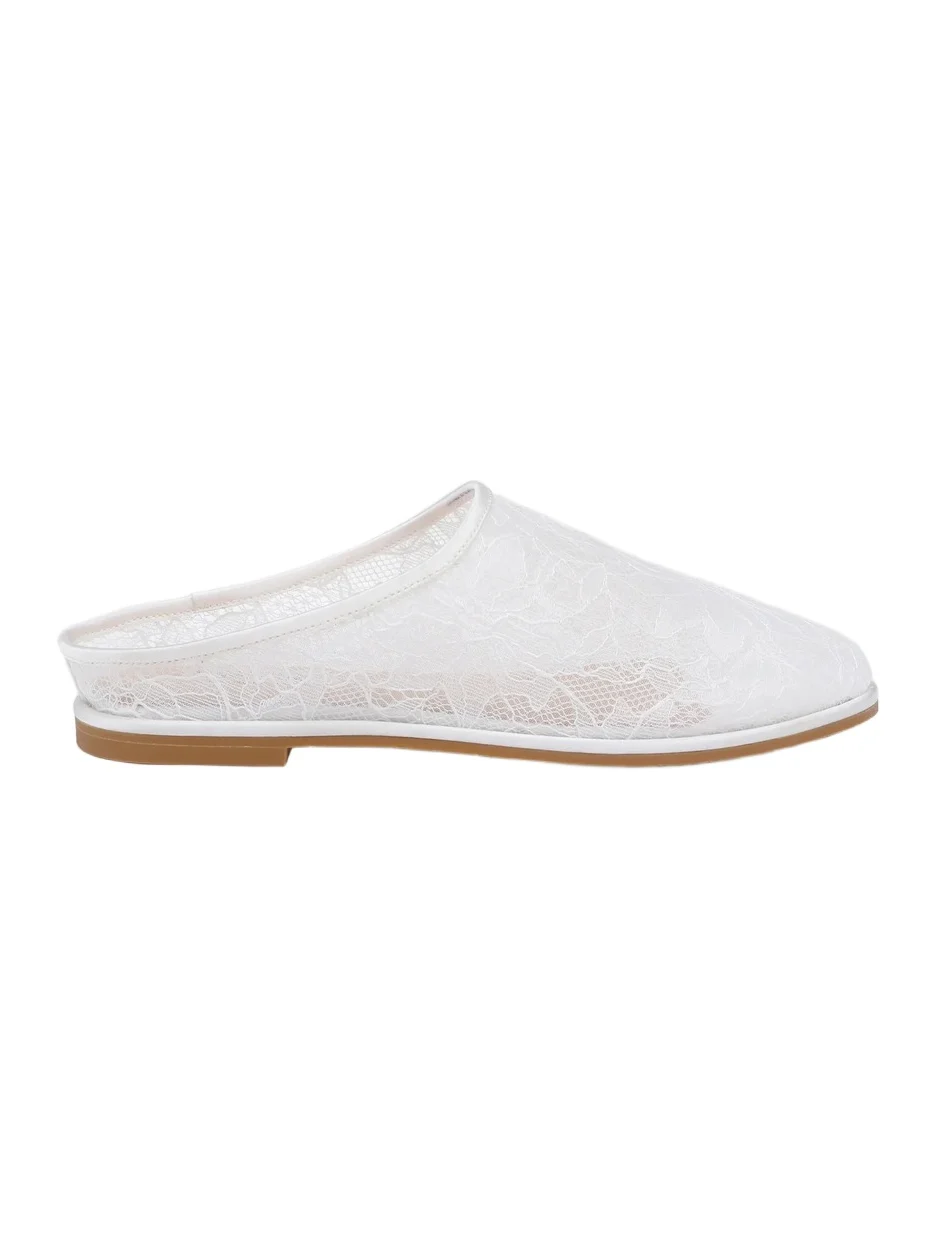 BADGLEY MISCHKA Women's Yumi Floral Lace Mules