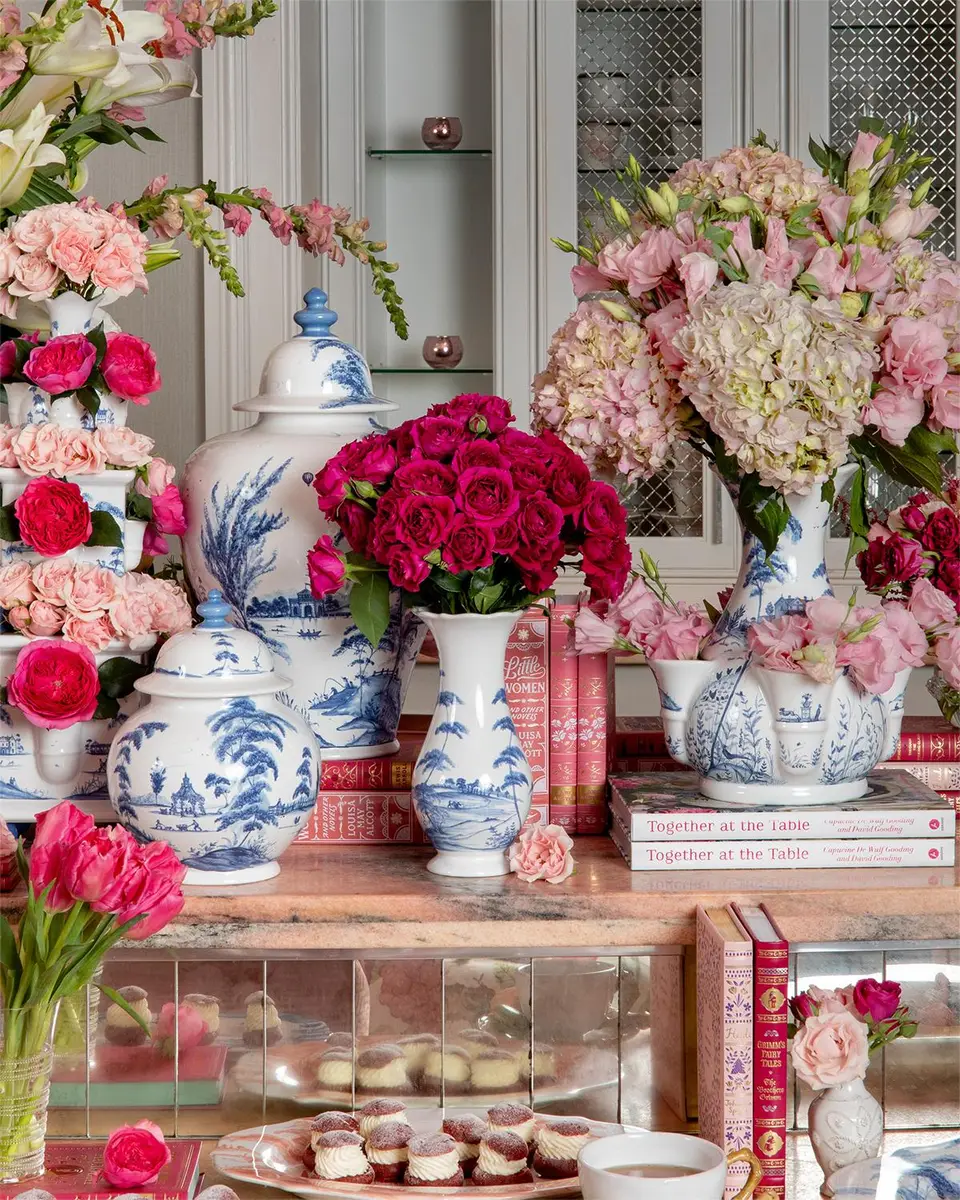 Juliska Country Estate 9" Vase - Delft Blue | Thumbnail 6 Juliska Country Estate 9" Vase - Delft Blue | Thumbnail 6