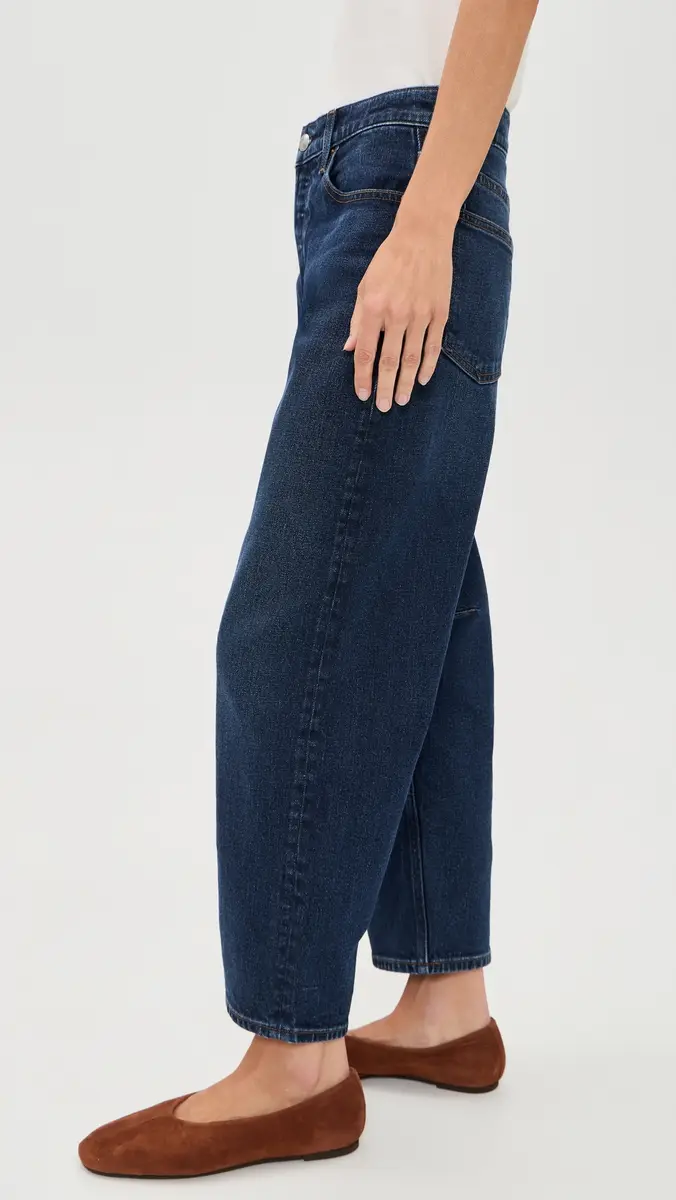 Madewell Darted Petite Barrel Jeans | Thumbnail 4