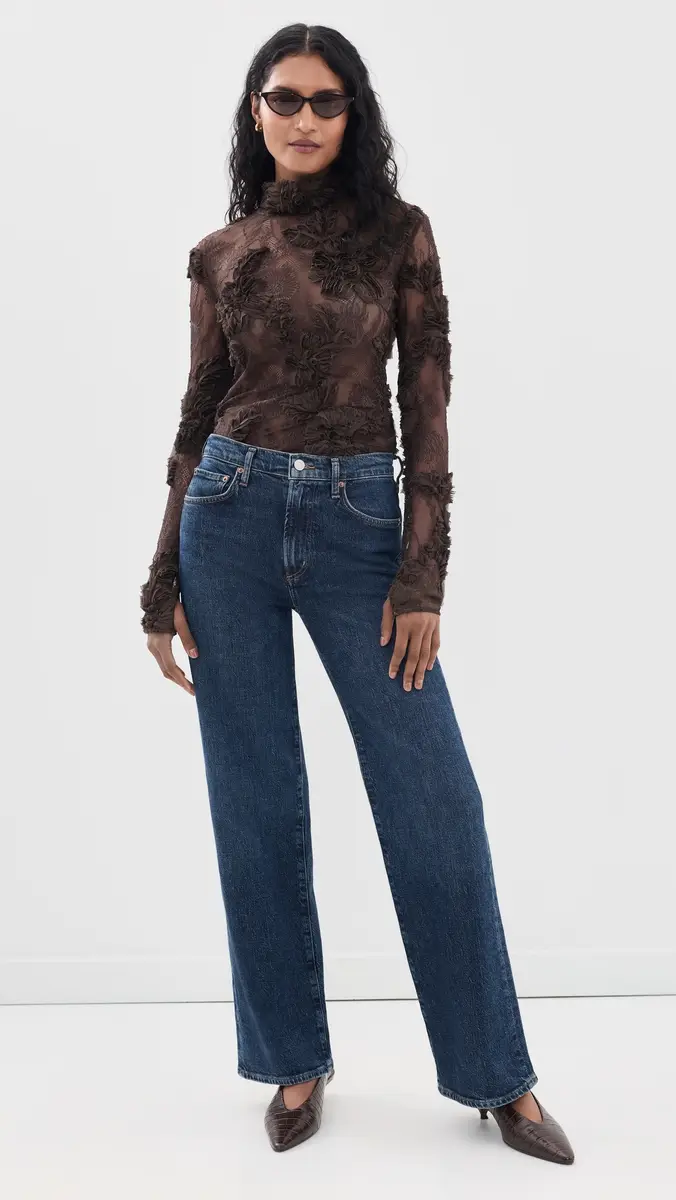 Aknvas Freja Lace Top | Thumbnail 5