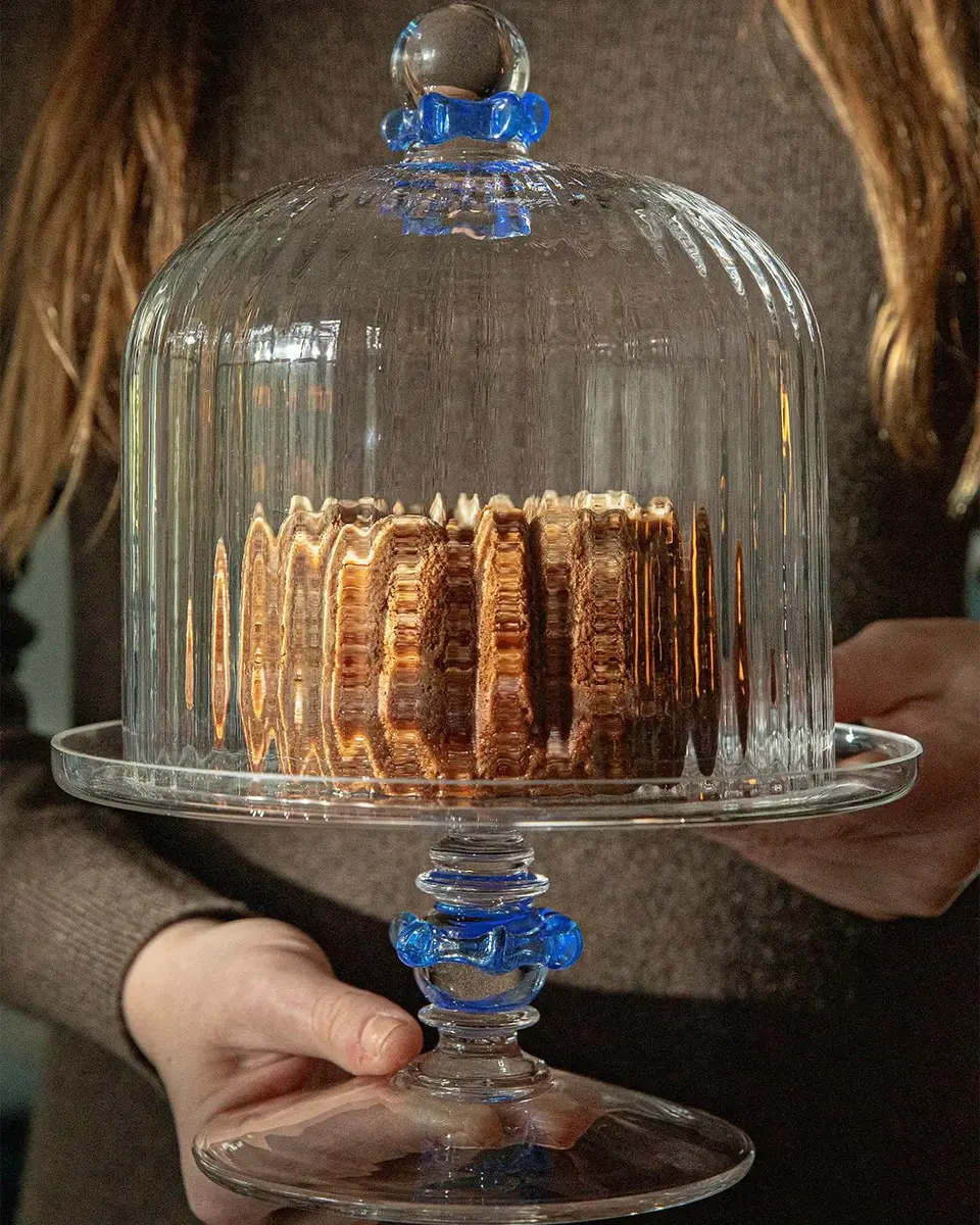 Juliska Nell Ruffle Petite Cake Dome & Stand | Thumbnail 6 Juliska Nell Ruffle Petite Cake Dome & Stand | Thumbnail 6