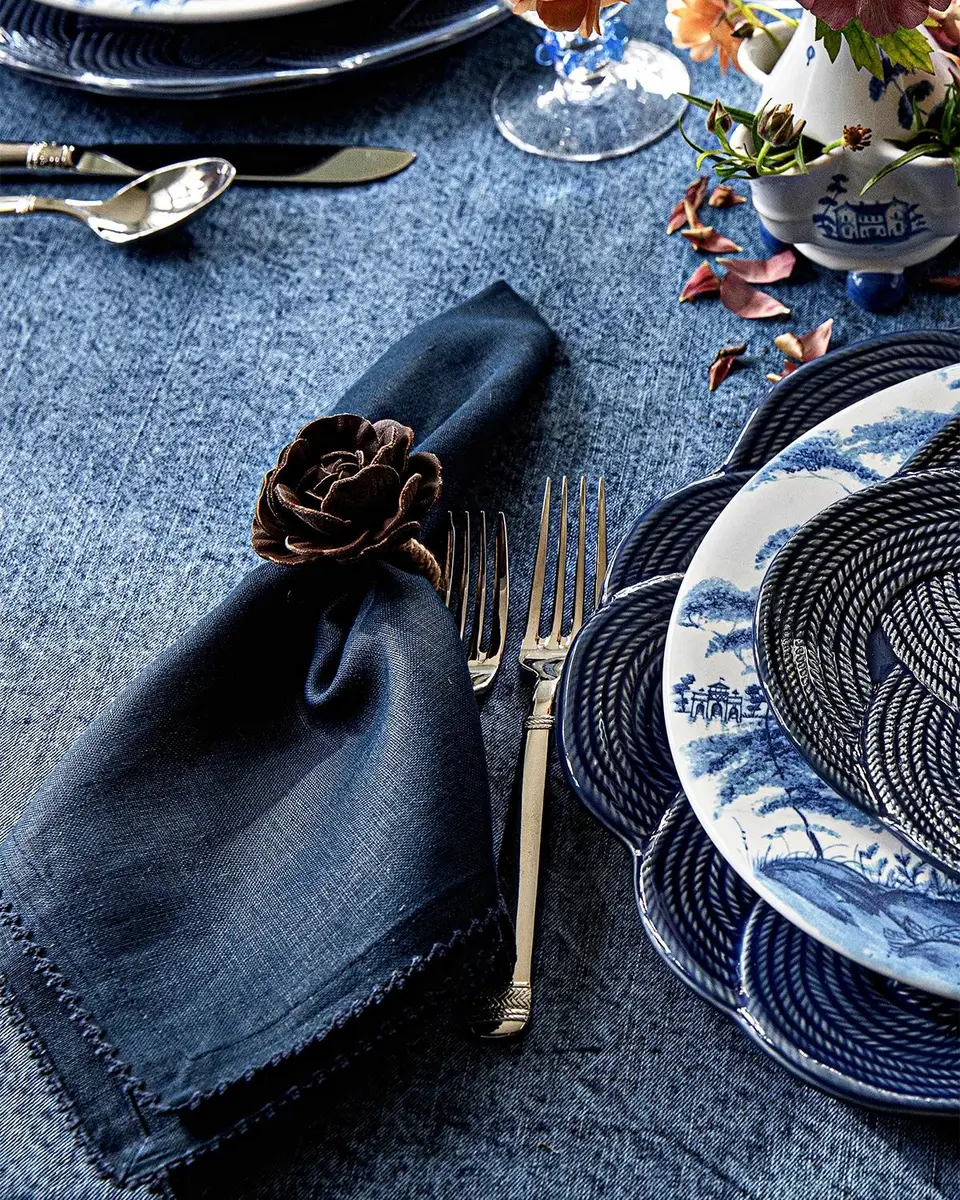 Juliska Berry Scallop Napkins, Set of 4 | Thumbnail 5