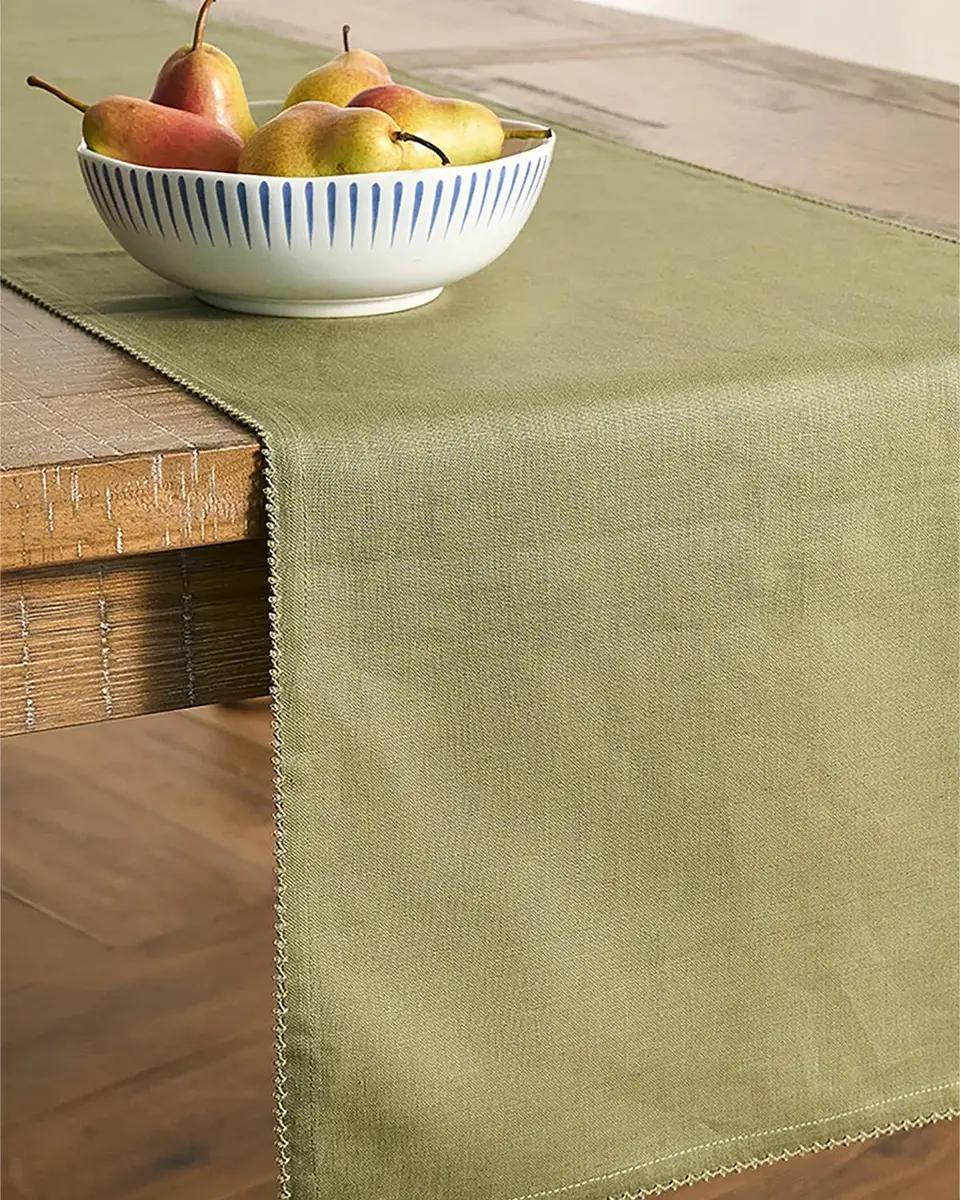 Juliska Berry Scallop Table Runner, 18" x 90" | Thumbnail 3 Juliska Berry Scallop Table Runner, 18" x 90" | Thumbnail 3