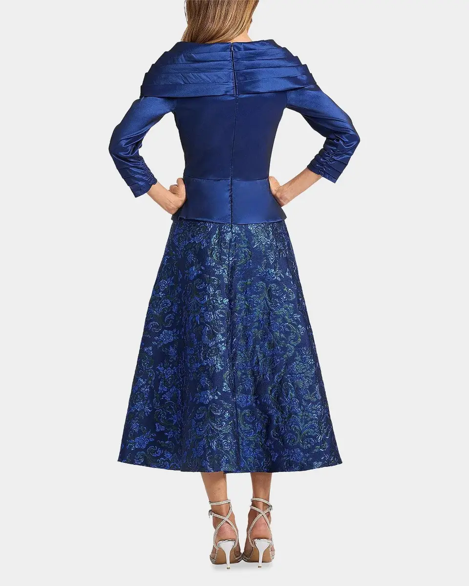 Tadashi Shoji Renwick Portrait Jacquard Cocktail Dress | Thumbnail 3