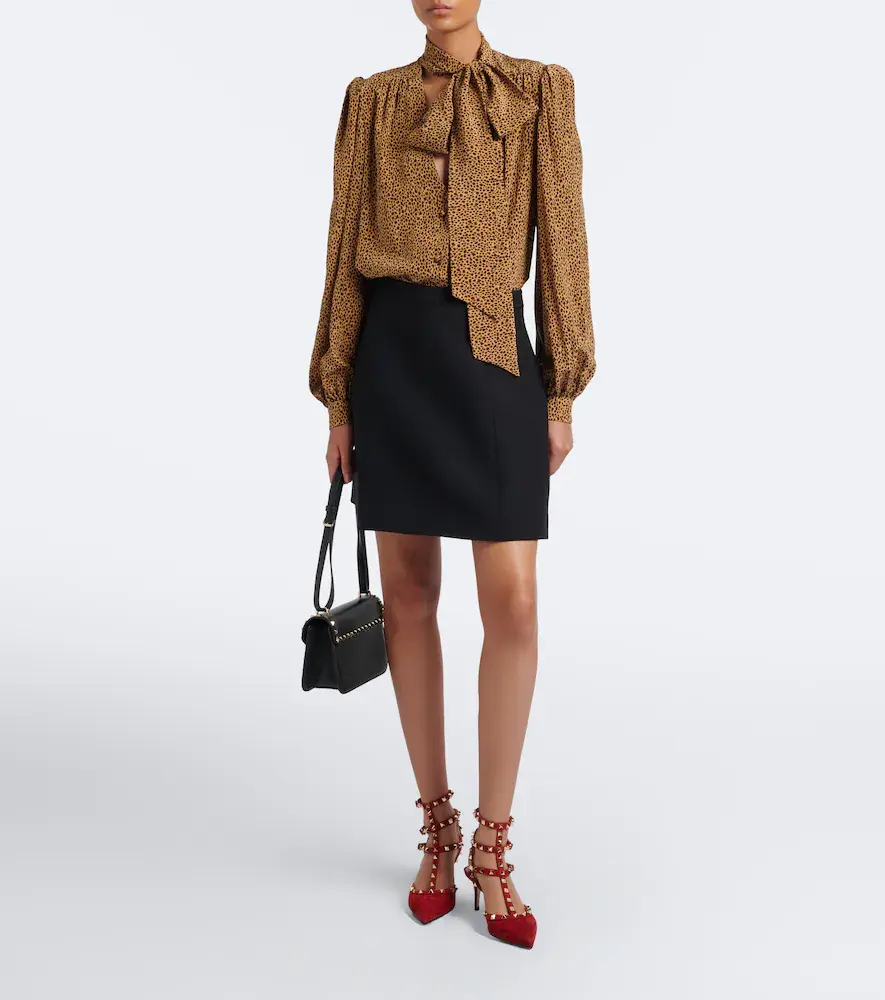 Valentino Garavani Rockstud suede pumps | Thumbnail 3