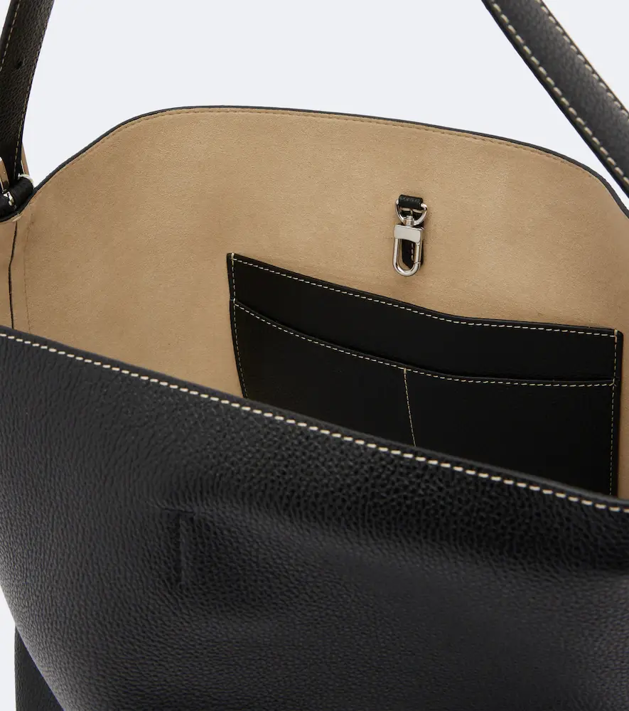 TOTEME Belted Medium leather shoulder bag | Thumbnail 3