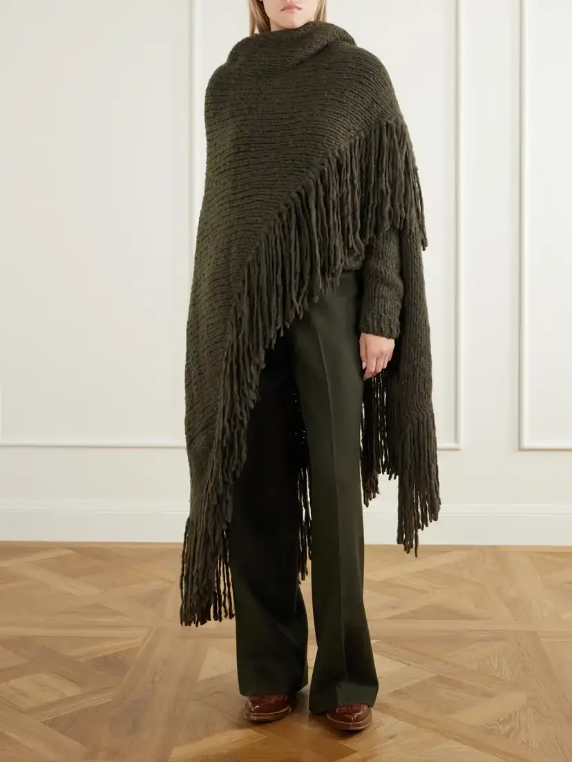 Gabriela Hearst Lauren Fringed Cashmere Wrap | Thumbnail 3
