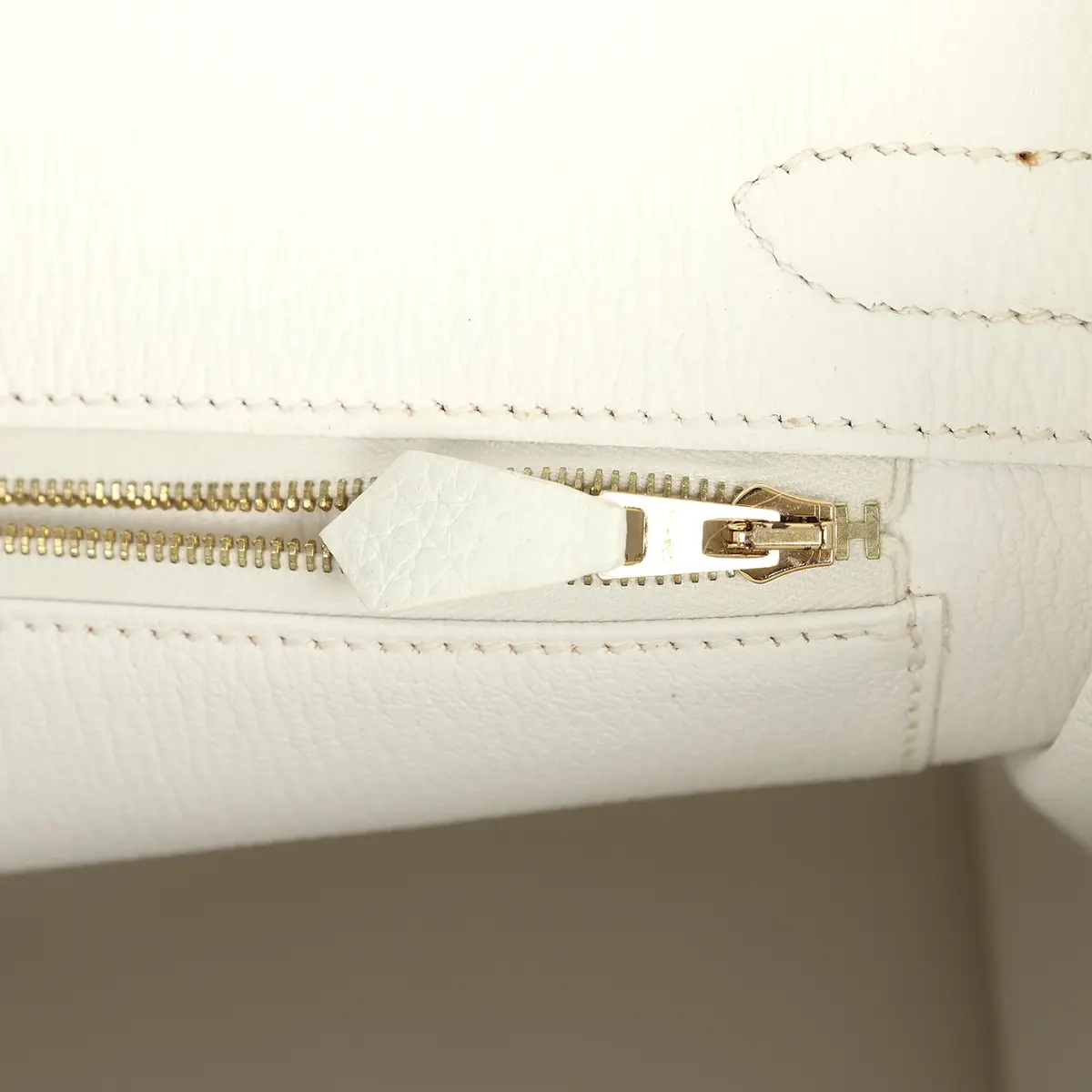 HERMÈS Hermès Birkin 30 White Clemence Gold Hardware | Thumbnail 9 HERMÈS Hermès Birkin 30 White Clemence Gold Hardware | Thumbnail 9