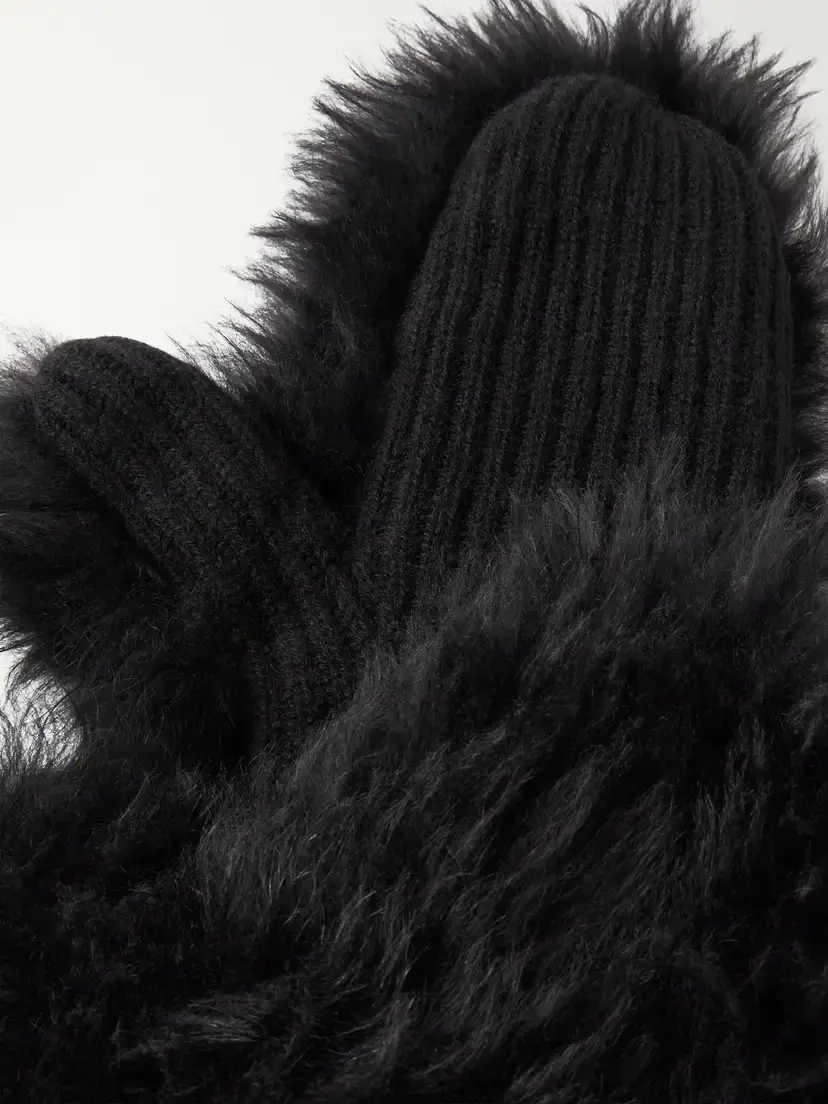 Yves Salomon Shearling Wool And Cashmere-blend Gloves - Black | Thumbnail 2 Yves Salomon Shearling Wool And Cashmere-blend Gloves - Black | Thumbnail 2