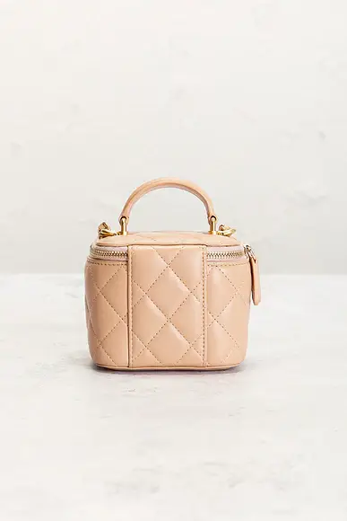 Chanel Chanel Lambskin Mini Classic Vanity Case | Thumbnail 3 Chanel Chanel Lambskin Mini Classic Vanity Case | Thumbnail 3
