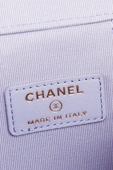 Chanel Chanel Lambskin Mini Classic Vanity Case | Thumbnail 5 Chanel Chanel Lambskin Mini Classic Vanity Case | Thumbnail 5