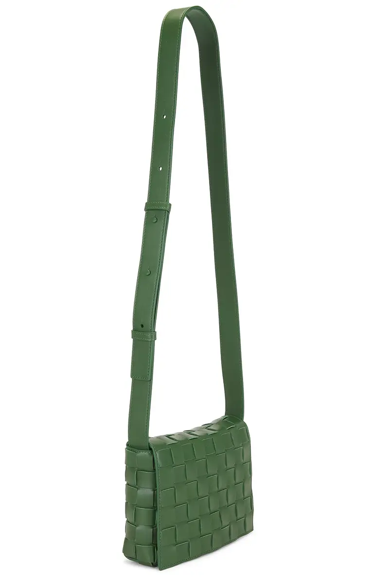 Bottega Veneta Flap Messenger Intrecciato 20 Silky Calf | Thumbnail 3 Bottega Veneta Flap Messenger Intrecciato 20 Silky Calf | Thumbnail 3
