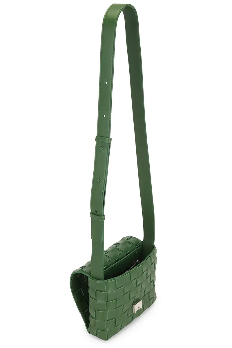Bottega Veneta Flap Messenger Intrecciato 20 Silky Calf | Thumbnail 4 Bottega Veneta Flap Messenger Intrecciato 20 Silky Calf | Thumbnail 4