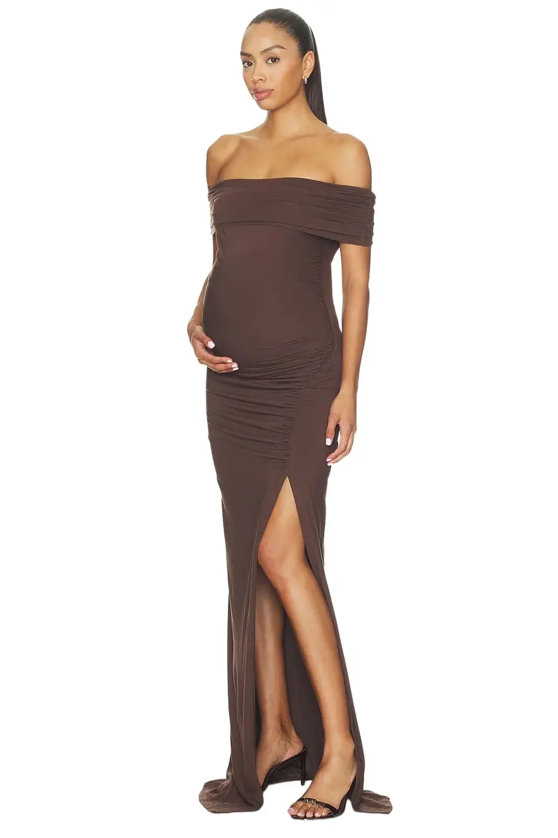 The Sleeveless Evening Dress