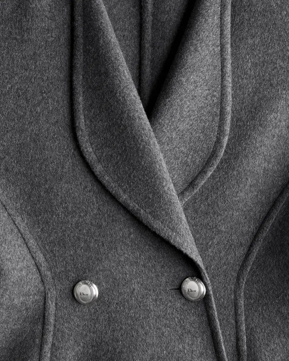 Dior Coat | Thumbnail 8