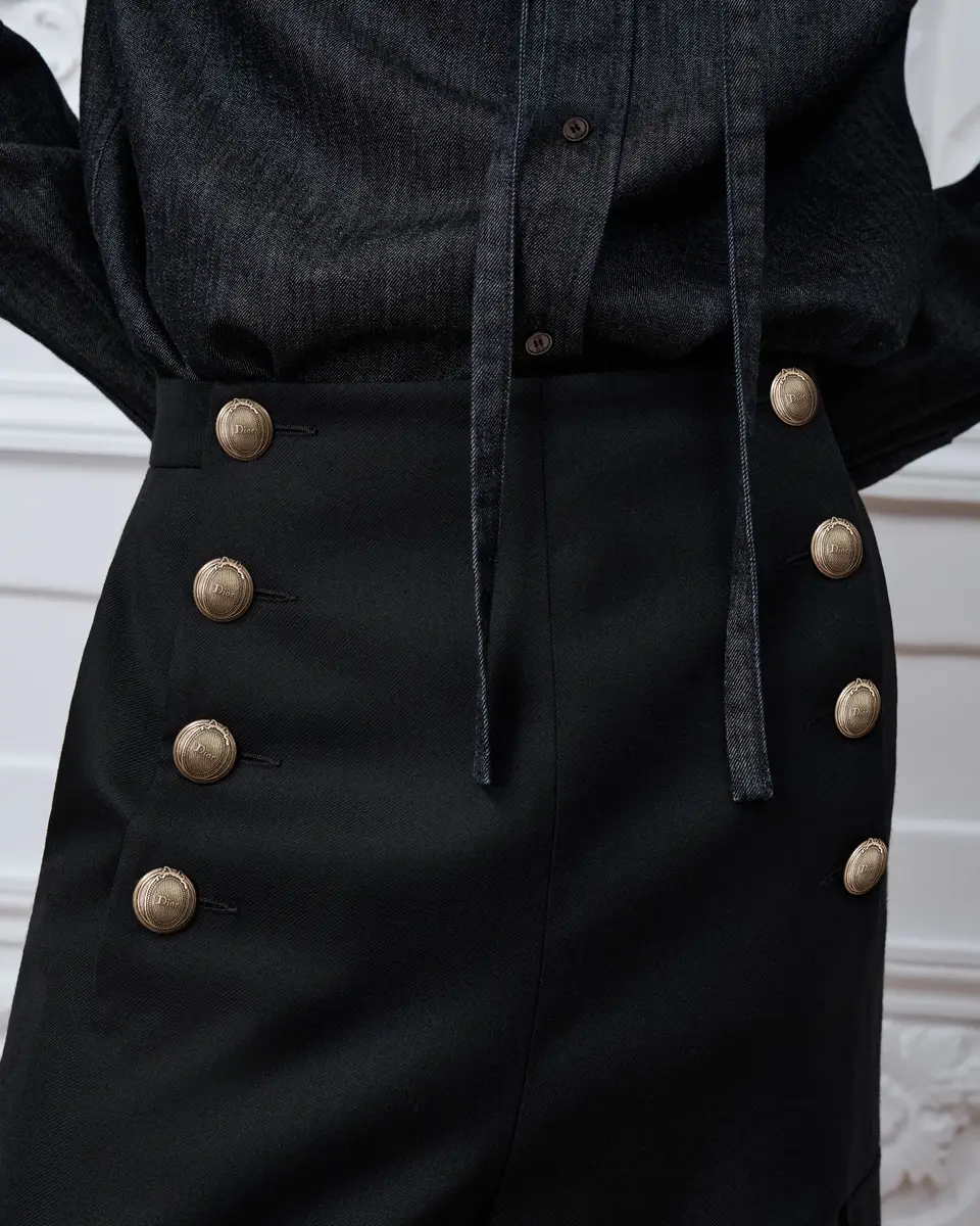 Dior Loose-Fit Pants with Dior Médaillon Buttons | Thumbnail 4 Dior Loose-Fit Pants with Dior Médaillon Buttons | Thumbnail 4