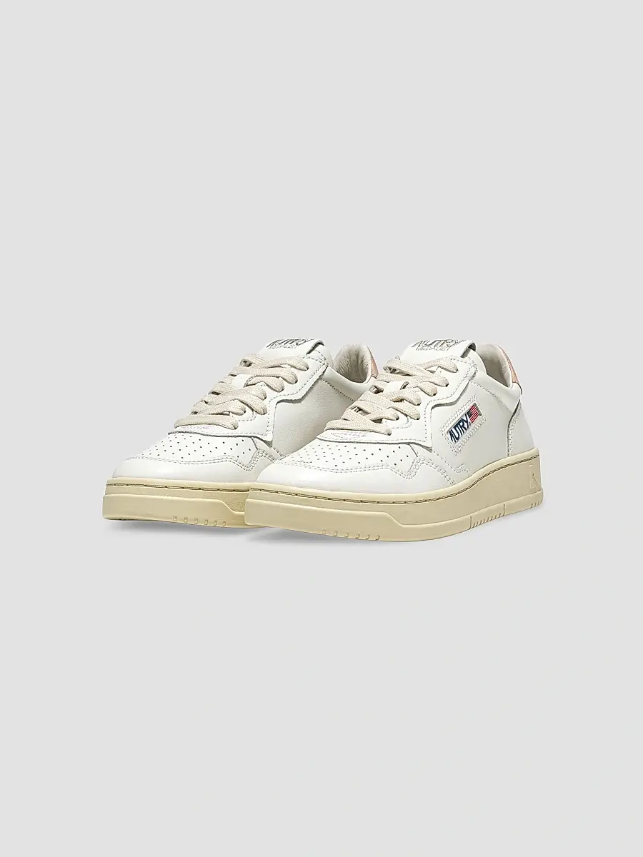 Autry Women's Medalist Low-Top Leather Sneakers | Thumbnail 2 Autry Women's Medalist Low-Top Leather Sneakers | Thumbnail 2
