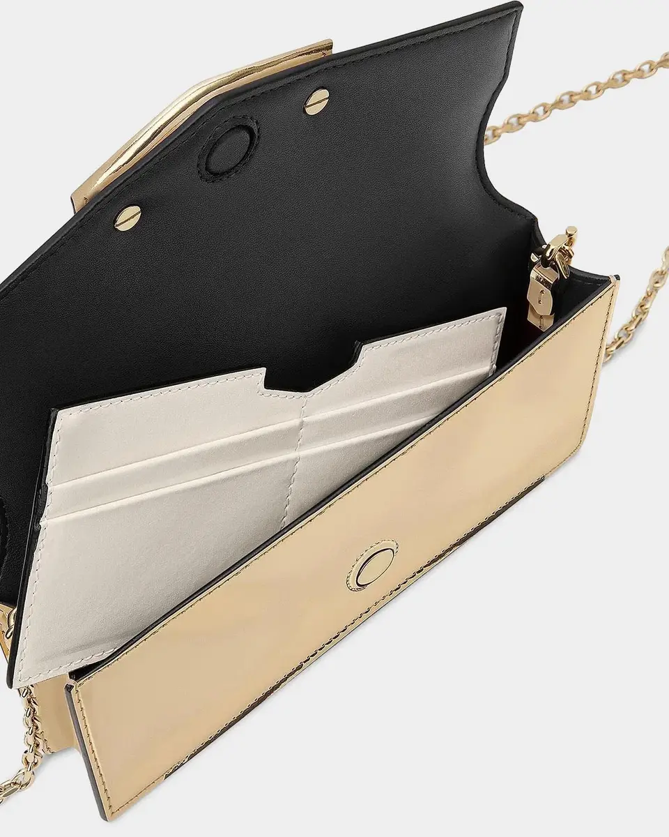 Givenchy Antigona Wallet on Chain in Mirror Leather | Thumbnail 3