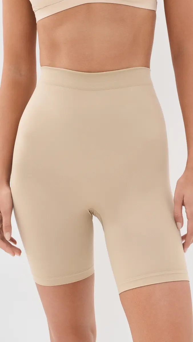 Skims Mid Thigh Shorts | Thumbnail 2 Skims Mid Thigh Shorts | Thumbnail 2