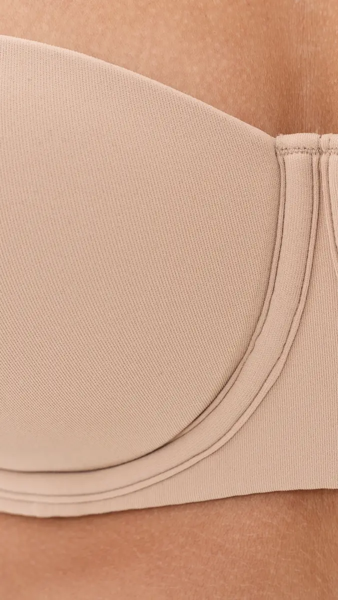Skims Fits Everybody Strapless Bra | Thumbnail 6 Skims Fits Everybody Strapless Bra | Thumbnail 6