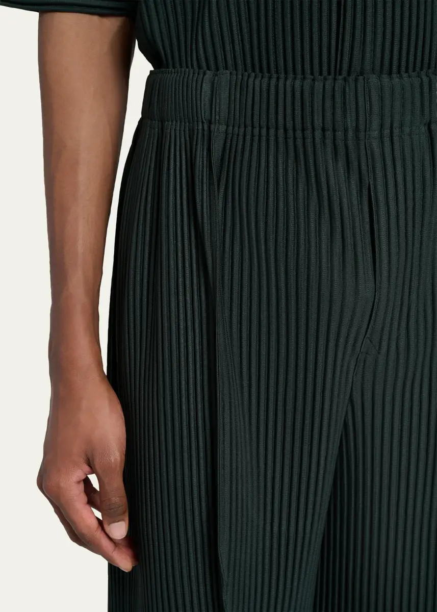 Homme Plissé Issey Miyake Men's Lace Grid Pleated Shorts | Thumbnail 5 Homme Plissé Issey Miyake Men's Lace Grid Pleated Shorts | Thumbnail 5