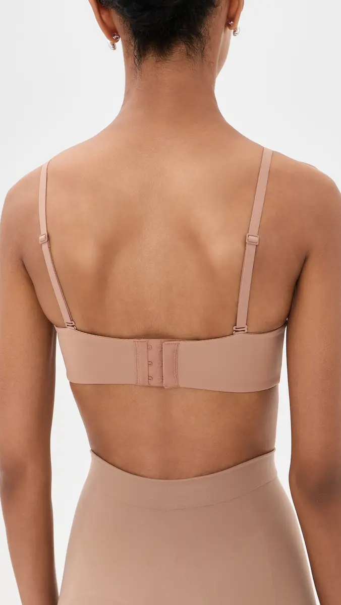 Skims Fits Everybody Strapless Bra | Thumbnail 3 Skims Fits Everybody Strapless Bra | Thumbnail 3