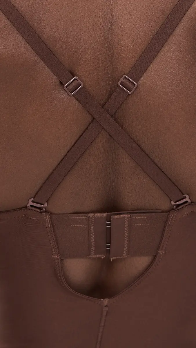 Skims Molded Thong Bodysuit | Thumbnail 5 Skims Molded Thong Bodysuit | Thumbnail 5