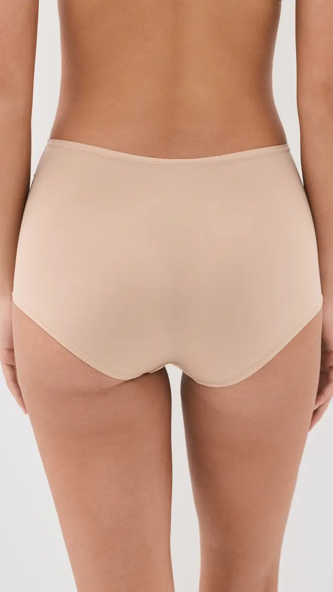 Skims Boy Shorts | Thumbnail 3