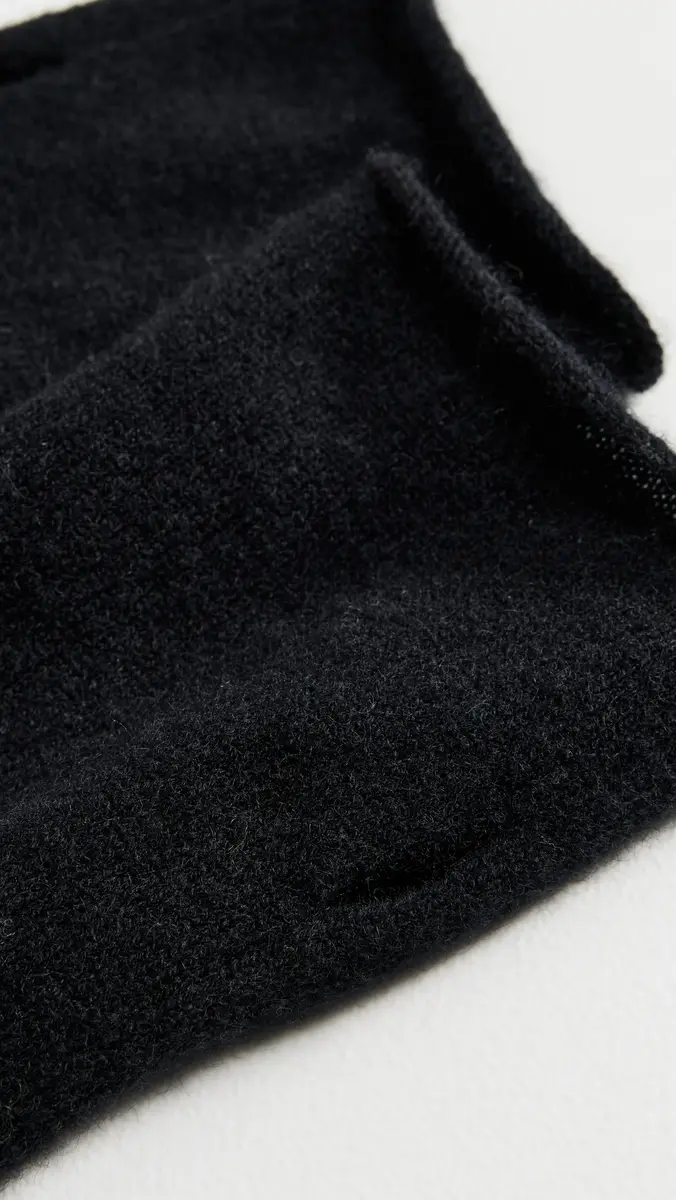 Lisa Yang Aspen Arm Cashmere Warmers | Thumbnail 4 Lisa Yang Aspen Arm Cashmere Warmers | Thumbnail 4