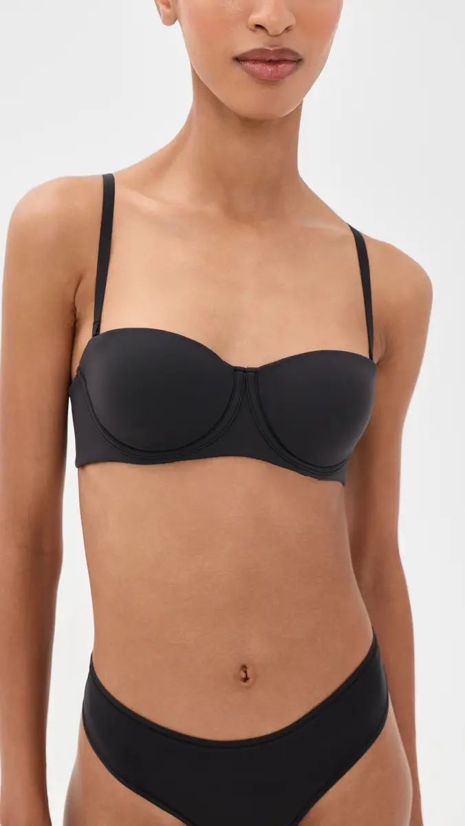 Skims Fits Everybody Strapless Bra | Thumbnail 2 Skims Fits Everybody Strapless Bra | Thumbnail 2