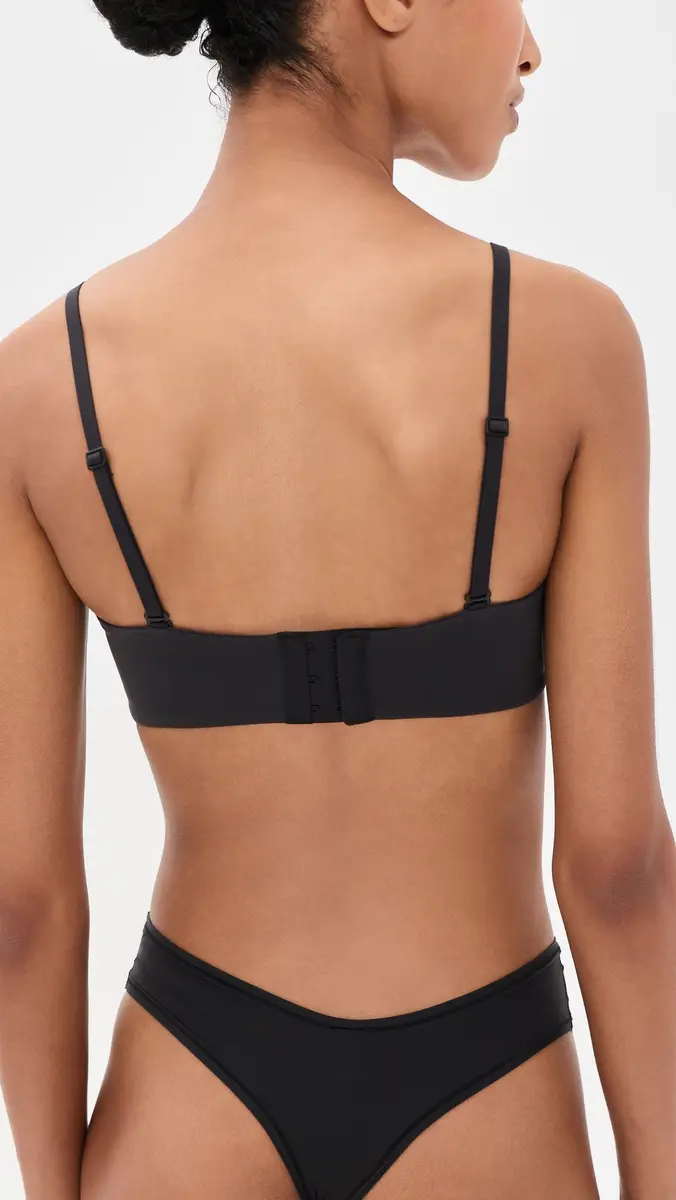 Skims Fits Everybody Strapless Bra | Thumbnail 3 Skims Fits Everybody Strapless Bra | Thumbnail 3