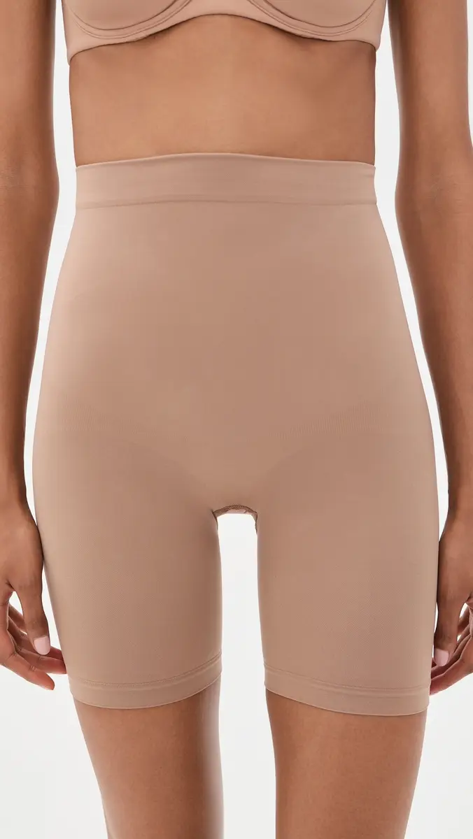 Skims Mid Thigh Shorts | Thumbnail 2 Skims Mid Thigh Shorts | Thumbnail 2