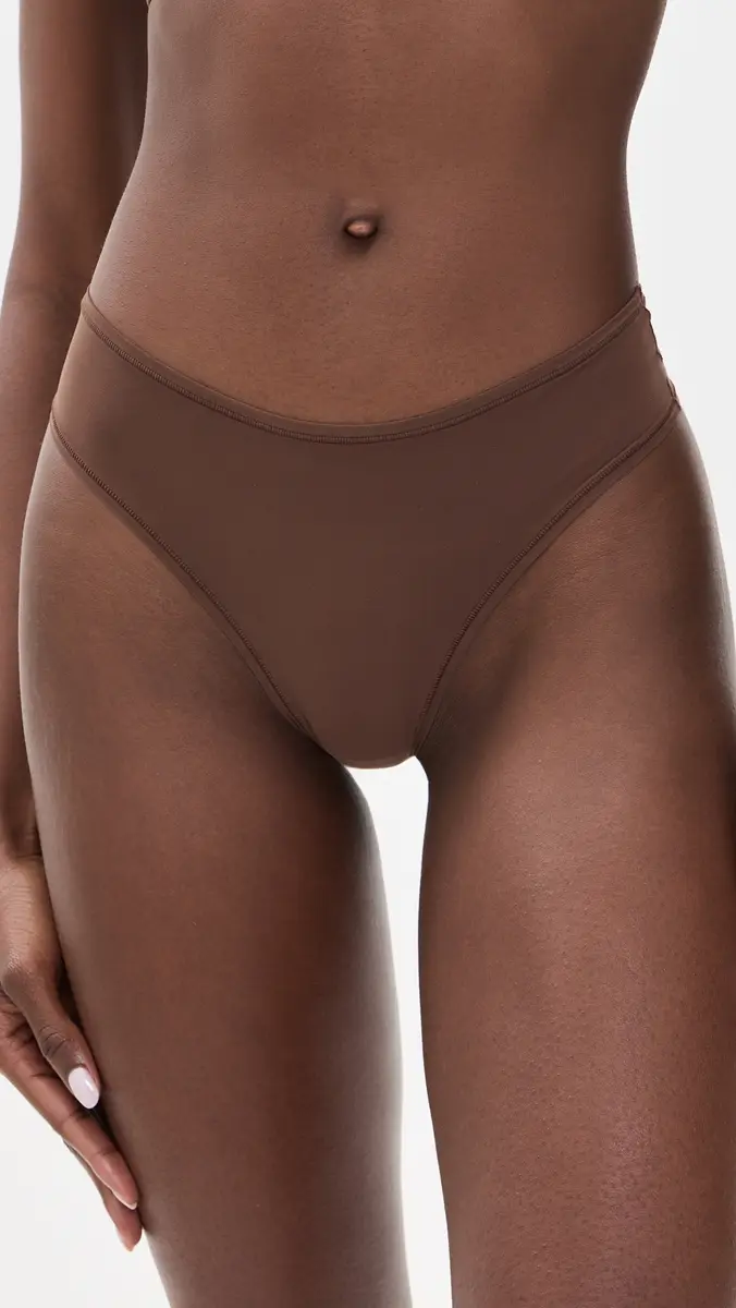 Skims Thong Panty | Thumbnail 2
