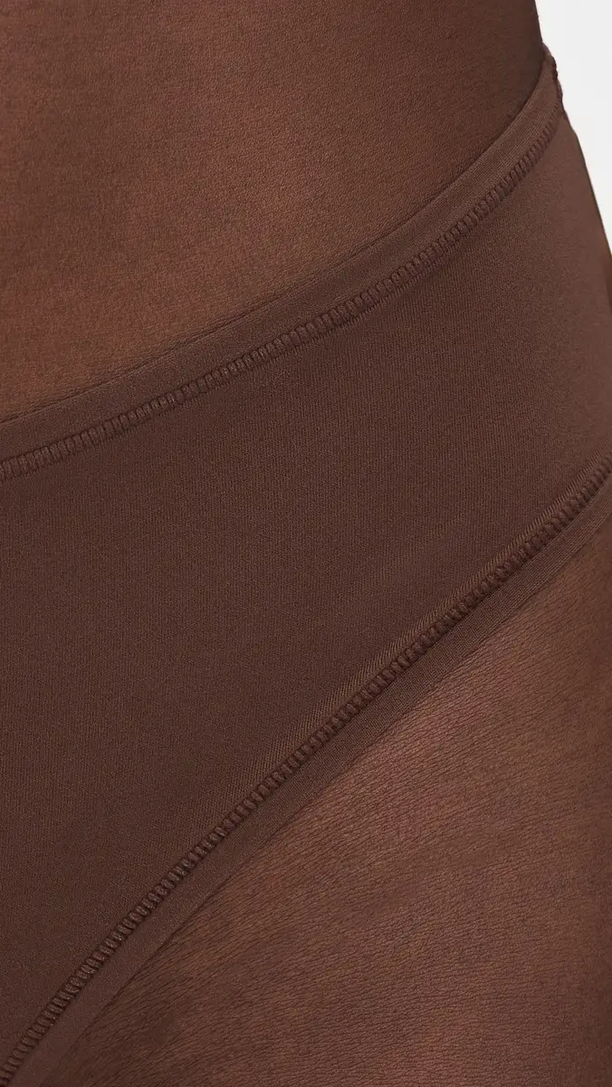 Skims Thong Panty | Thumbnail 5