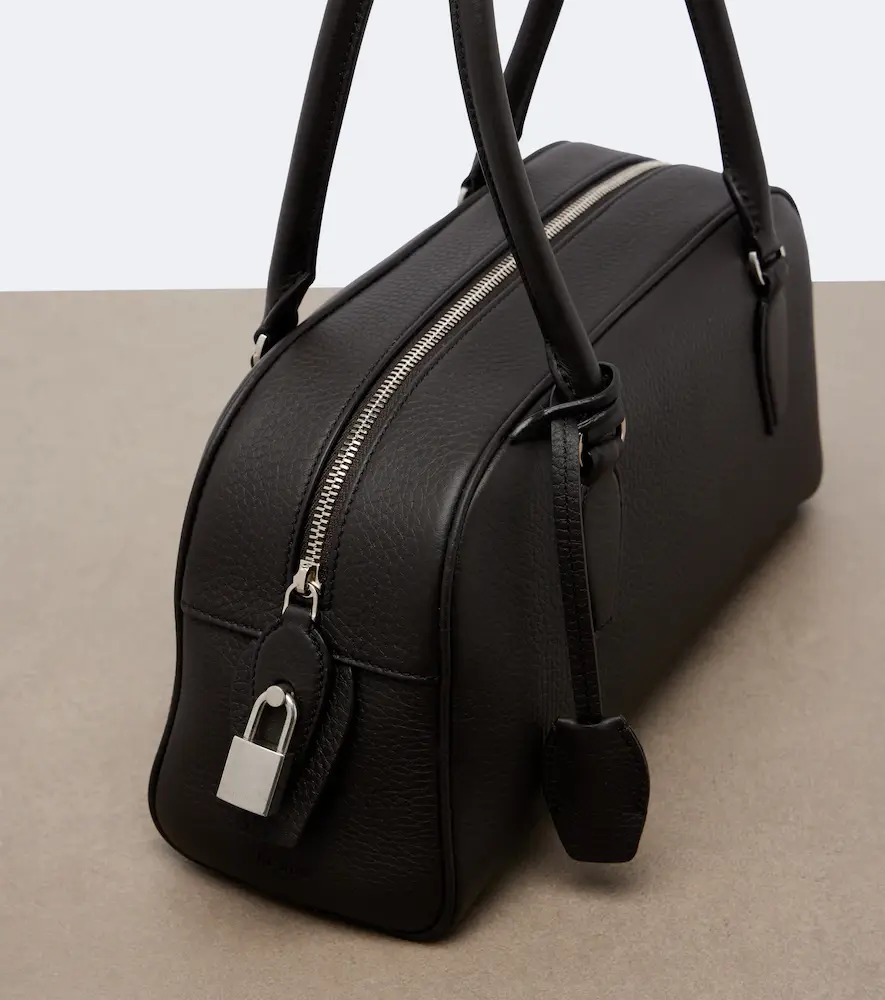 The Row E/W India Small leather shoulder bag | Thumbnail 4