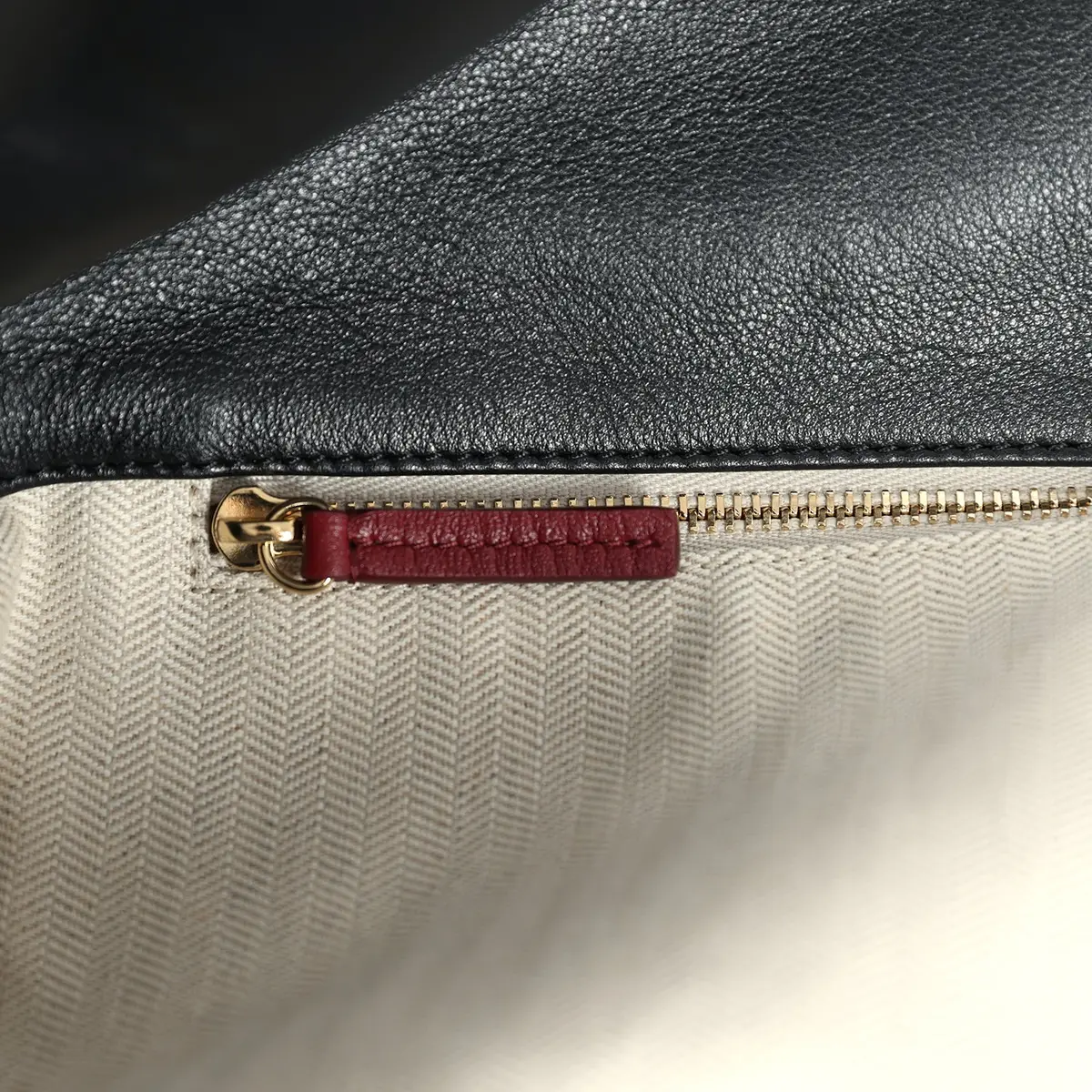 Chanel Chanel Maxi CC Cabas Hobo Bag Black Calfskin Gold Hardware | Thumbnail 10 Chanel Chanel Maxi CC Cabas Hobo Bag Black Calfskin Gold Hardware | Thumbnail 10
