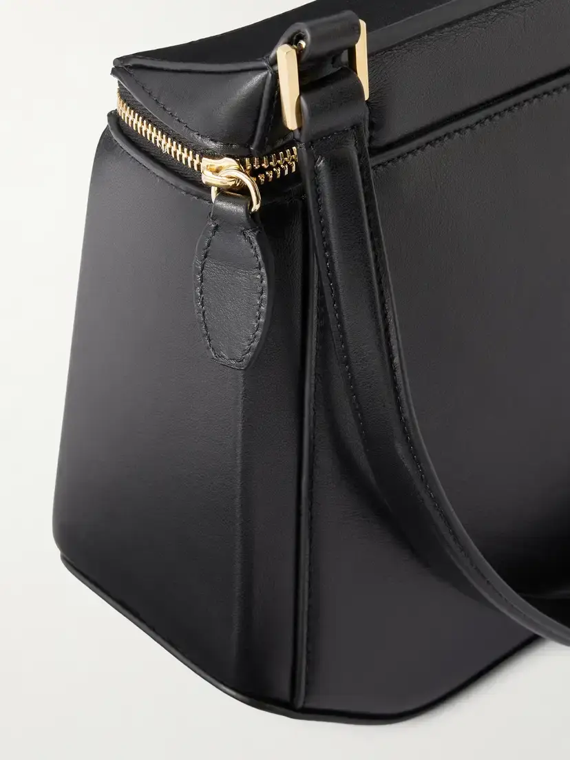 TOTEME Clip Leather Shoulder Bag | Thumbnail 5 TOTEME Clip Leather Shoulder Bag | Thumbnail 5