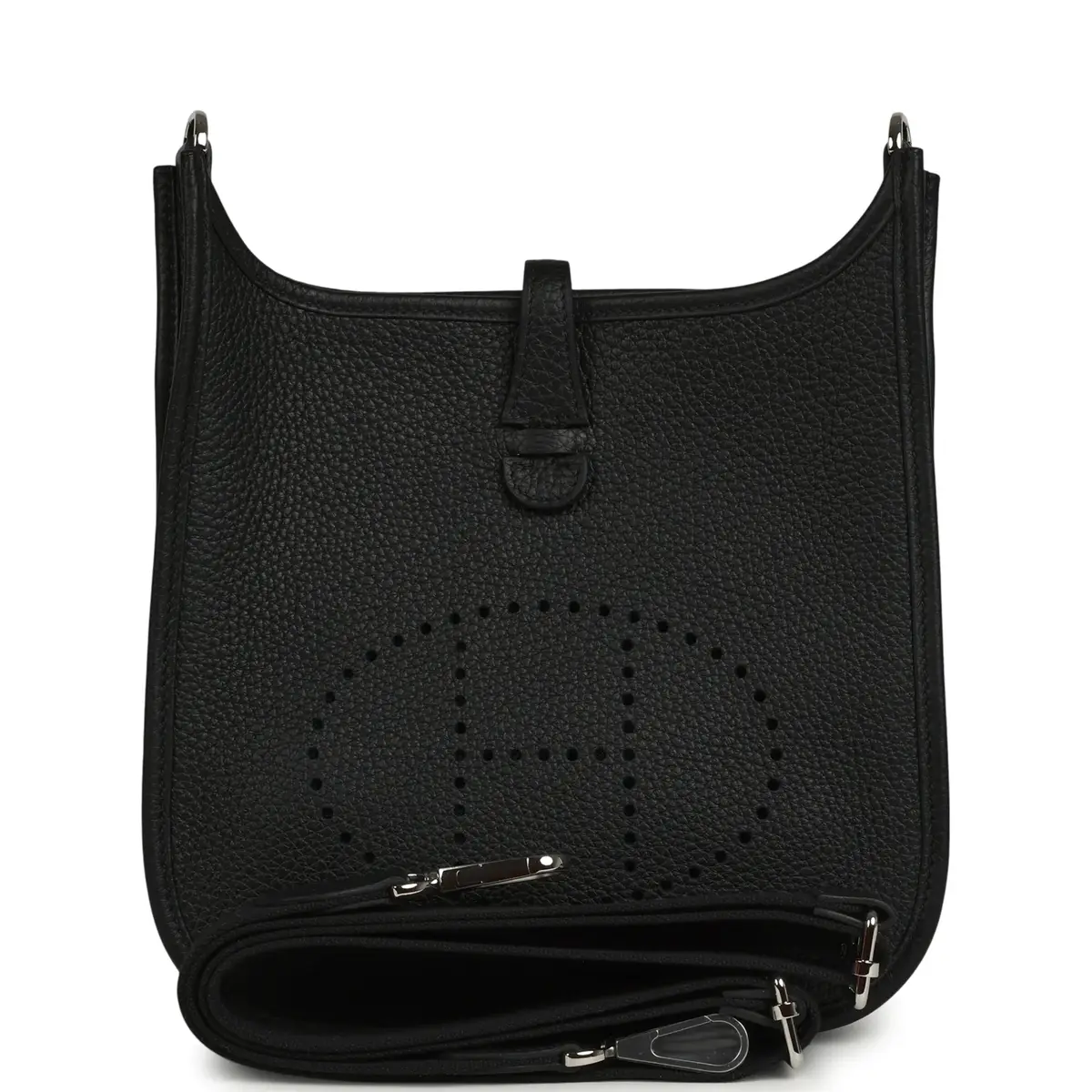 HERMÈS Hermes Evelyne 23 Black Clemence Palladium Hardware | Image 1 HERMÈS Hermes Evelyne 23 Black Clemence Palladium Hardware | Image 1