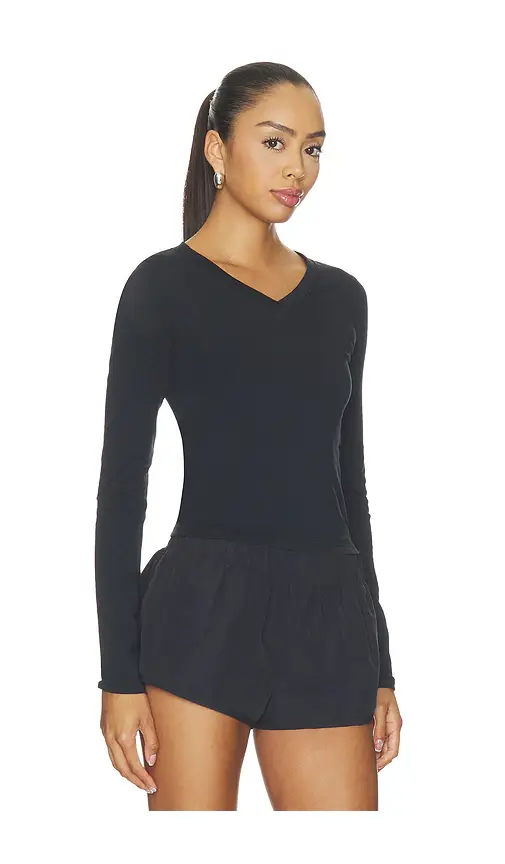 WellBeing + BeingWell WellBeing + BeingWell Estrella V Neck Shirt | Thumbnail 2 WellBeing + BeingWell WellBeing + BeingWell Estrella V Neck Shirt | Thumbnail 2