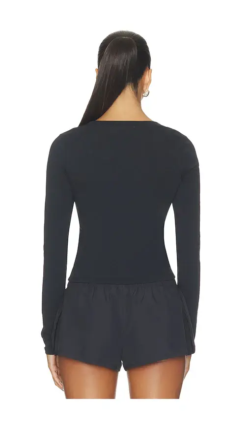WellBeing + BeingWell WellBeing + BeingWell Estrella V Neck Shirt | Thumbnail 3 WellBeing + BeingWell WellBeing + BeingWell Estrella V Neck Shirt | Thumbnail 3