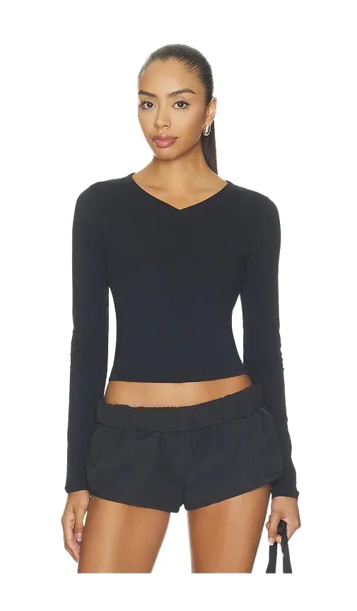 WellBeing + BeingWell WellBeing + BeingWell Estrella V Neck Shirt | Image 1 WellBeing + BeingWell WellBeing + BeingWell Estrella V Neck Shirt | Image 1